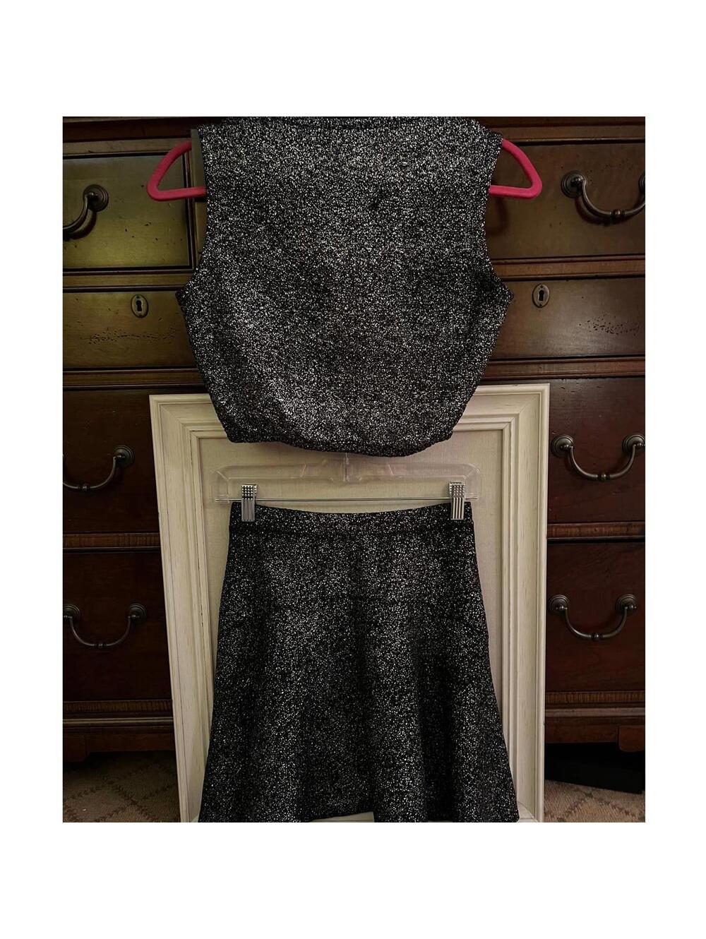 Aqua black glitter detail sleeveless crop top / skirt set NWOT M